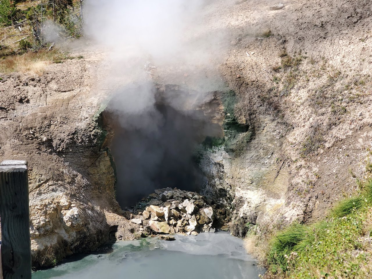 Dragons Mouth Spring.